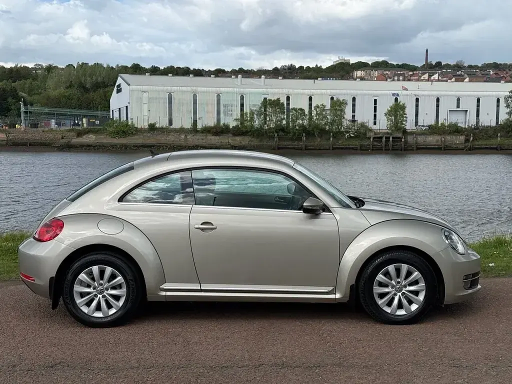 Used VW Beetle Design 2013 Silver Hatchback
