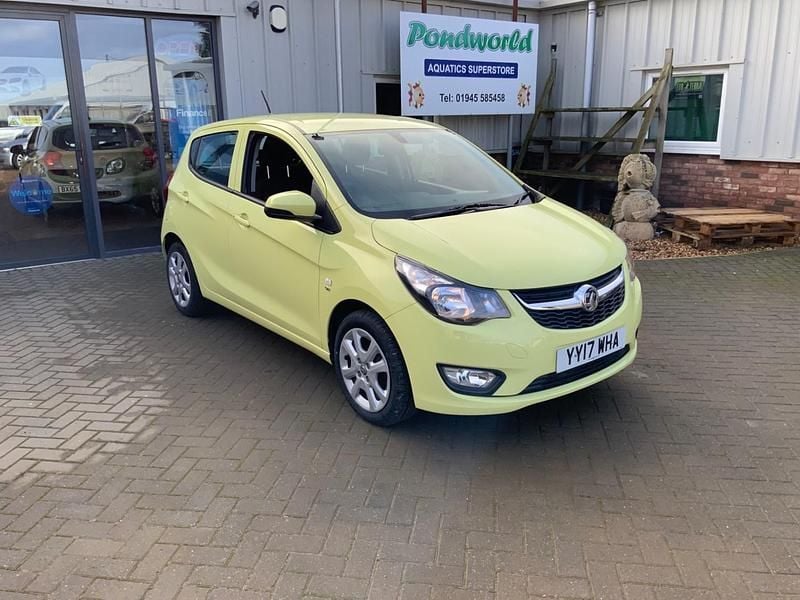 Used Vauxhall Viva 75 HP (55 kW) 2017 Green Hatchback