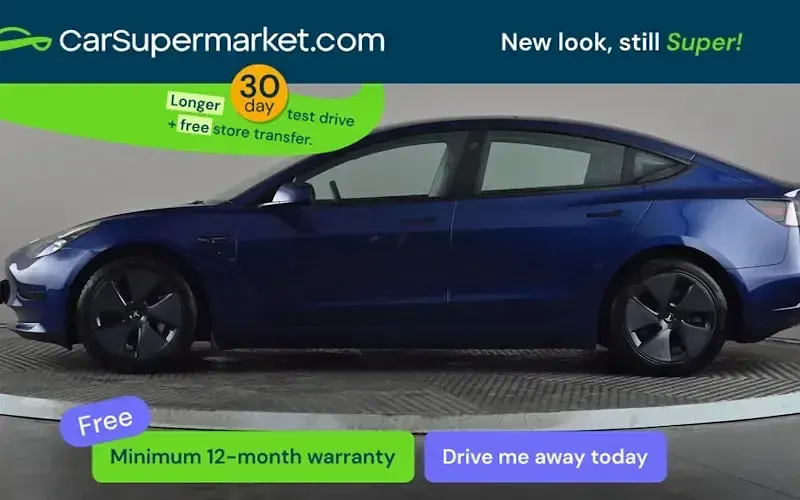 Usado Tesla Model 3 Standard Range 208 kW (283 CV) 2021 Azul Berlina