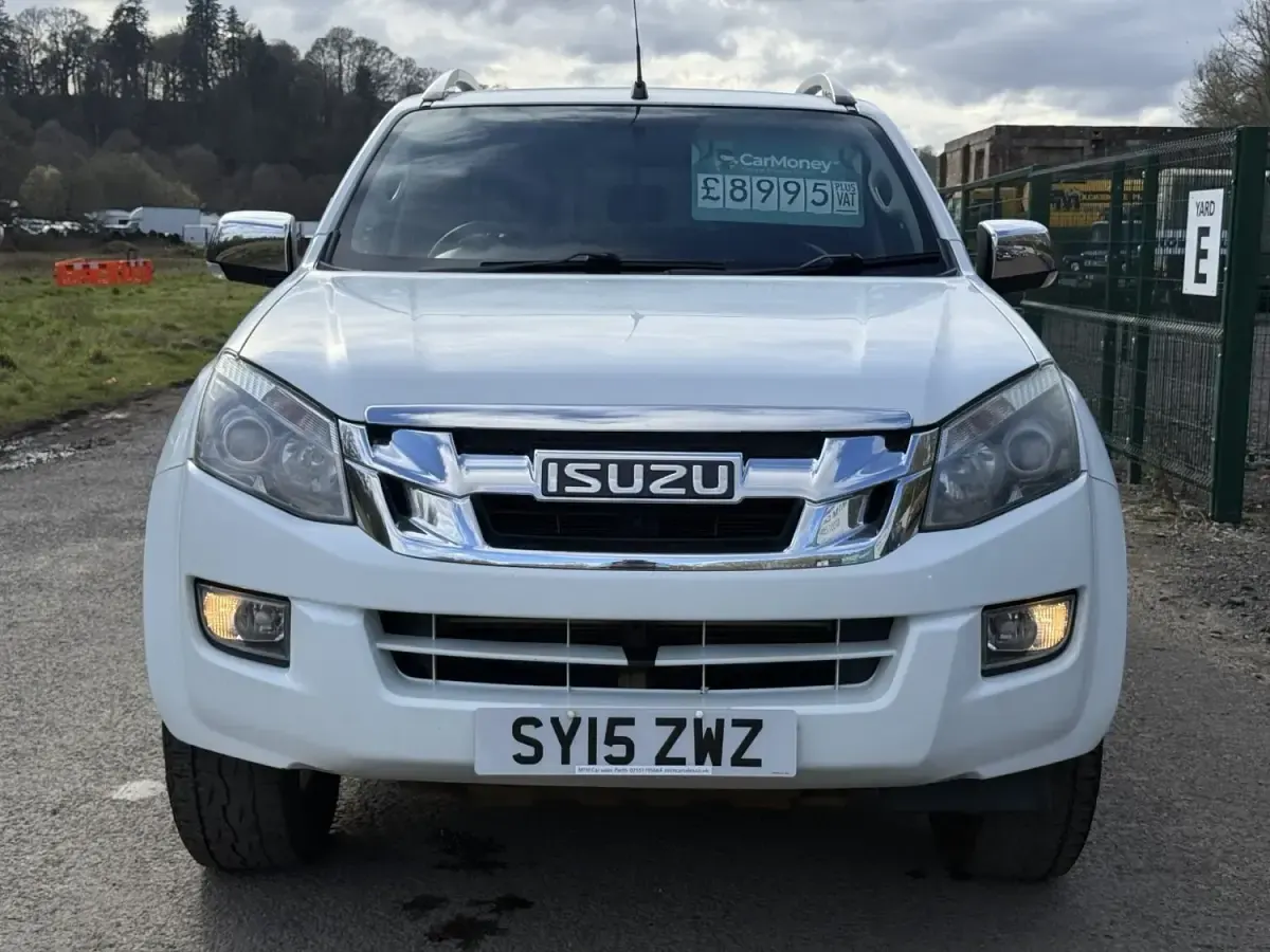 Begagnad Isuzu D-Max 2015 Vit Pickup