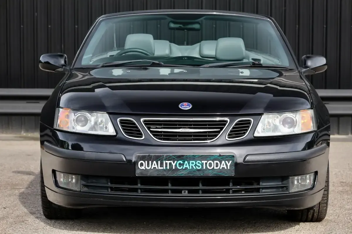 Used Saab 9-3 Vector 147 HP (108 kW) 2005 Black Cabriolet