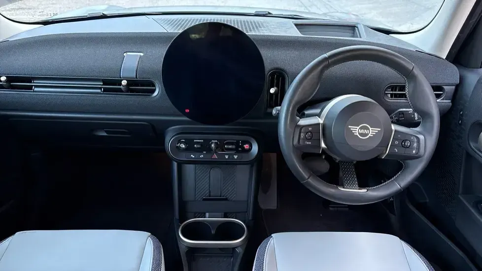 Used Mini Cooper Hatch 113 kW (154 HP) 2025 Silver Hatchback