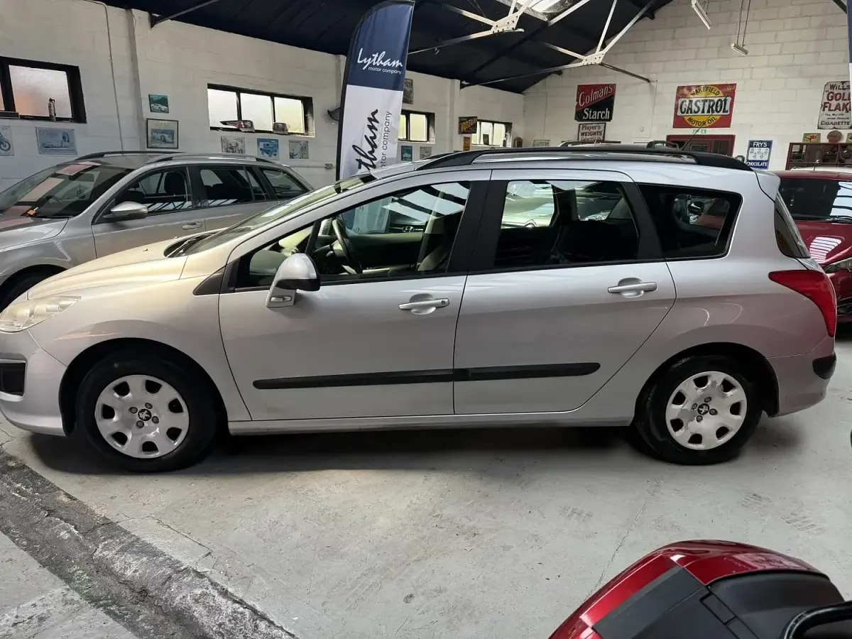 Used Peugeot 308 SW Access 92 HP (67 kW) 2012 Silver Estate