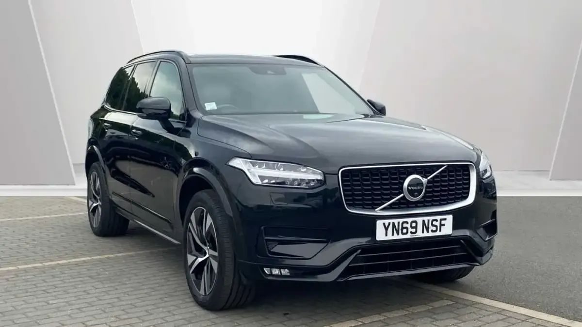 Used Volvo XC90 R-Design 235 HP (172 kW) 2020 SUV