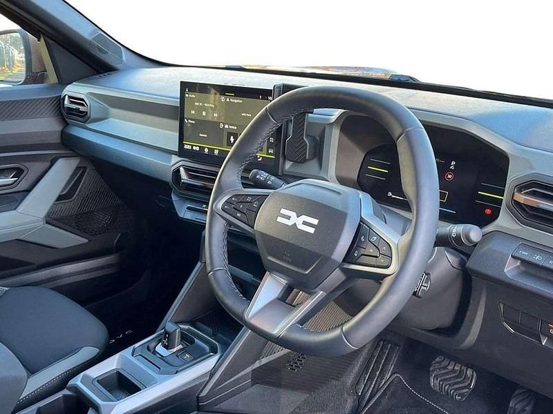 Used Dacia Duster Extreme 140 HP (102 kW) 2024 Brown SUV