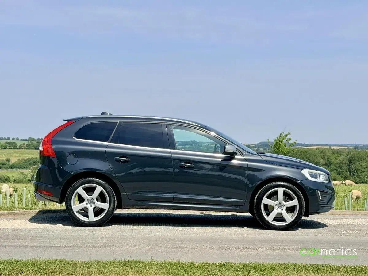 Used Volvo XC60 R-Design 215 HP (158 kW) 2013 Grey SUV