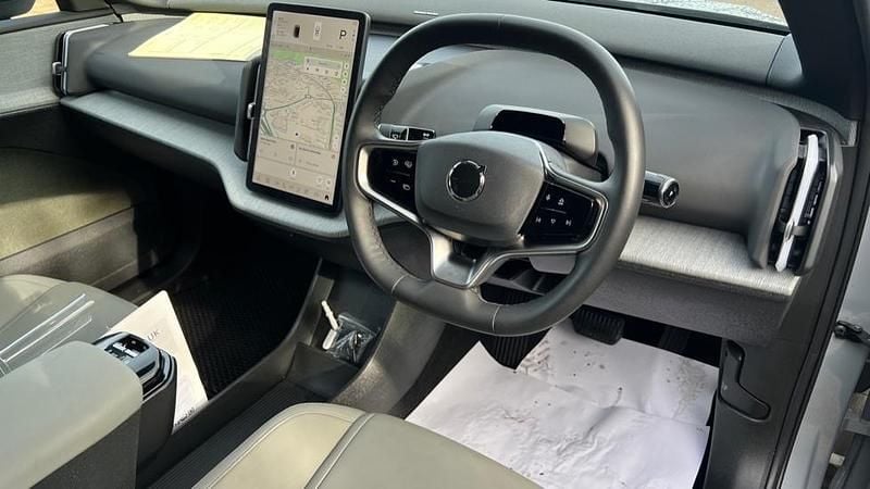 Used Volvo EX30 Plus 200 kW (272 HP) 2024 Grey SUV