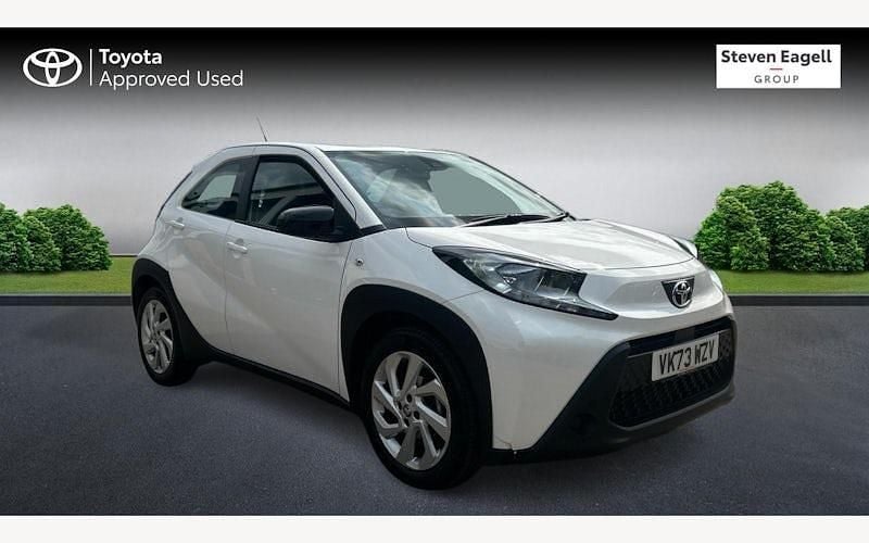 Used 2025 Toyota Aygo PURE Hatchback | £12,485 (Good price) - Image 1/3