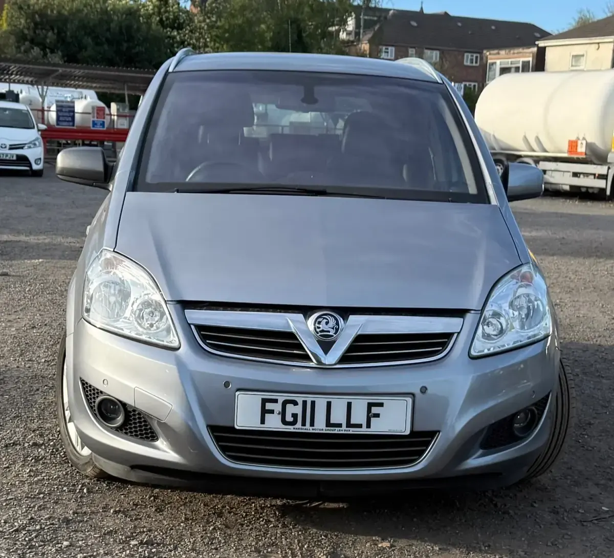 Second-hand Vauxhall Zafira Elite 2011 Argintiu Monovolum
