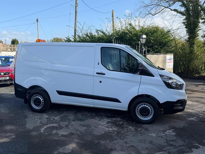 Used Ford Transit Custom 105 HP (77 kW) 2022 White Van