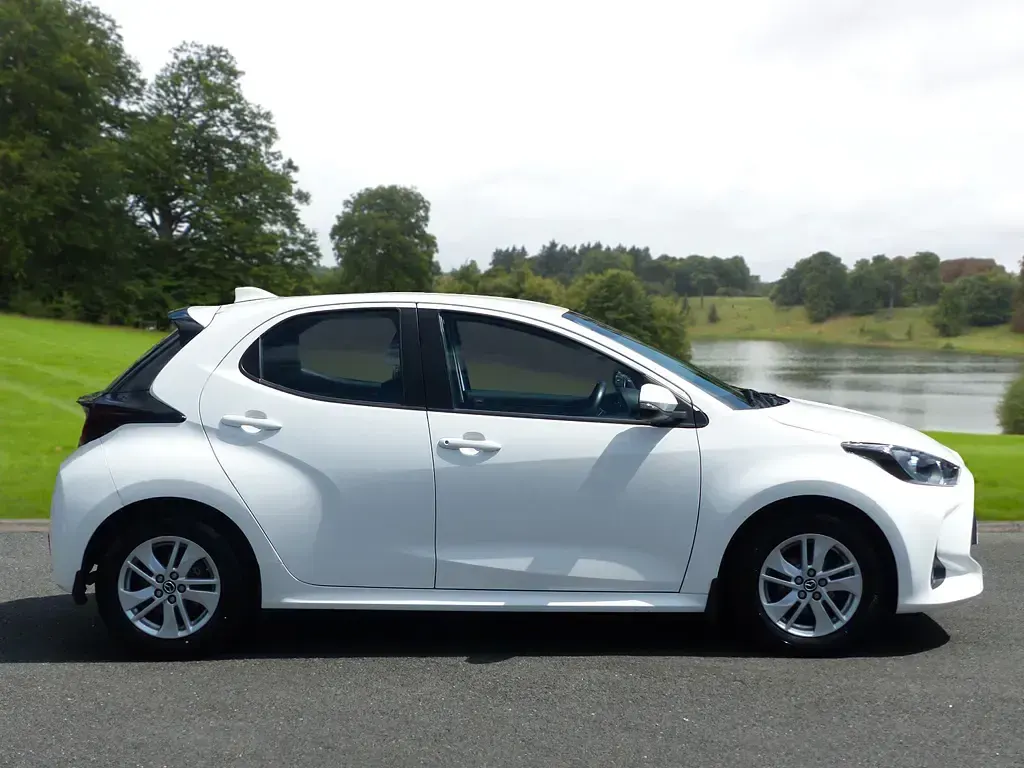 Used Mazda 2 2022 White Hatchback