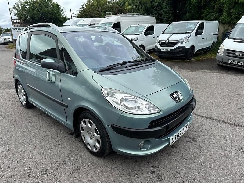 Grey Used 2007 Peugeot 1007 Hatchback | £999 - Image 1/4