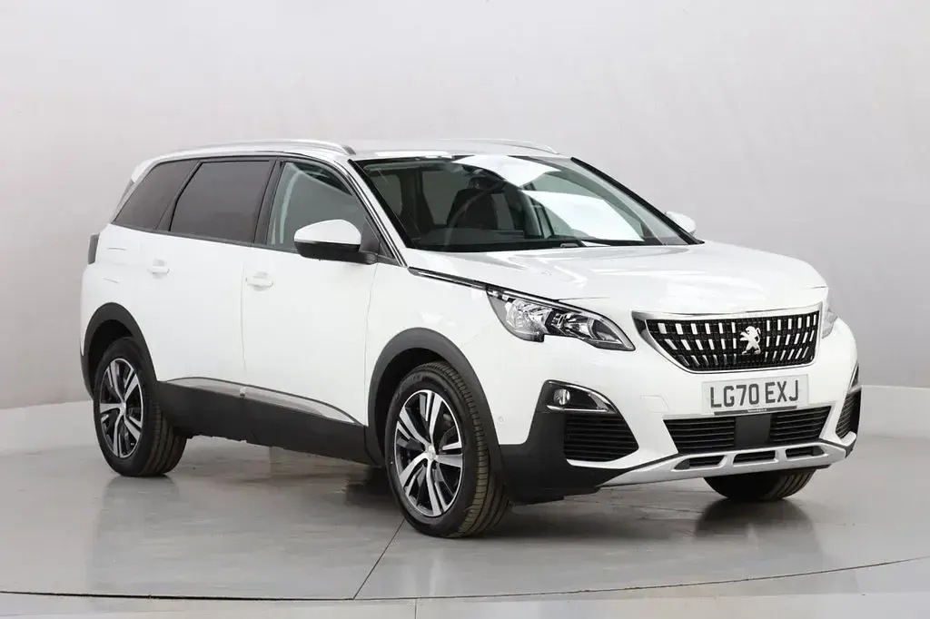Used Peugeot 5008 Allure 130 HP (95 kW) 2020 White SUV