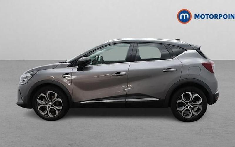 Used Renault Captur Techno 160 HP (117 kW) 2023 Grey/black SUV