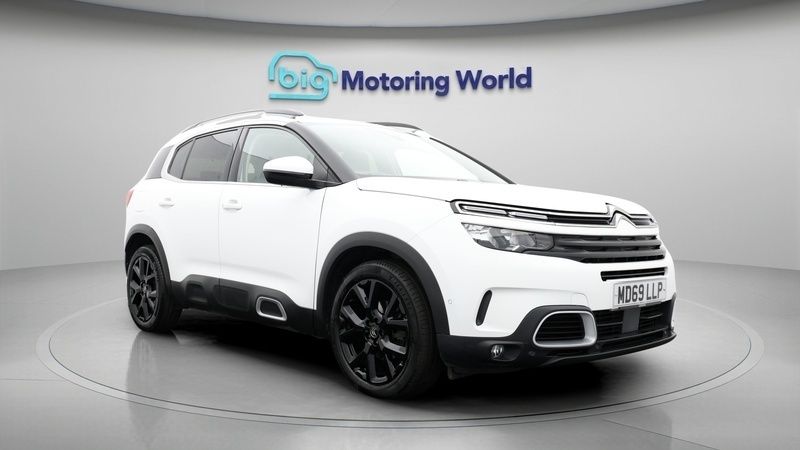 White Used 2020 Citroën C5 Aircross Flair SUV | £16,300 (Fair price) - Image 1/4