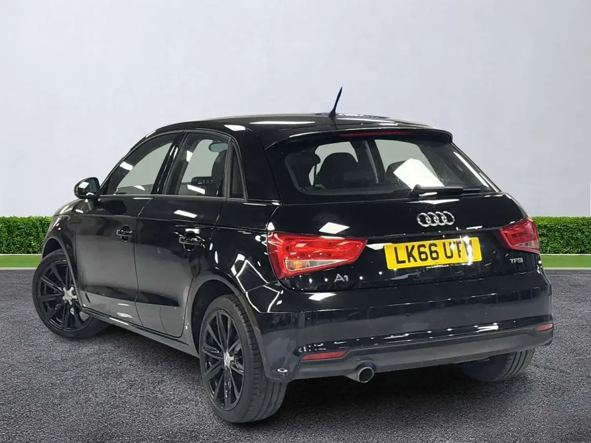 Used Audi A1 Sport 95 HP (69 kW) 2017 Black Hatchback