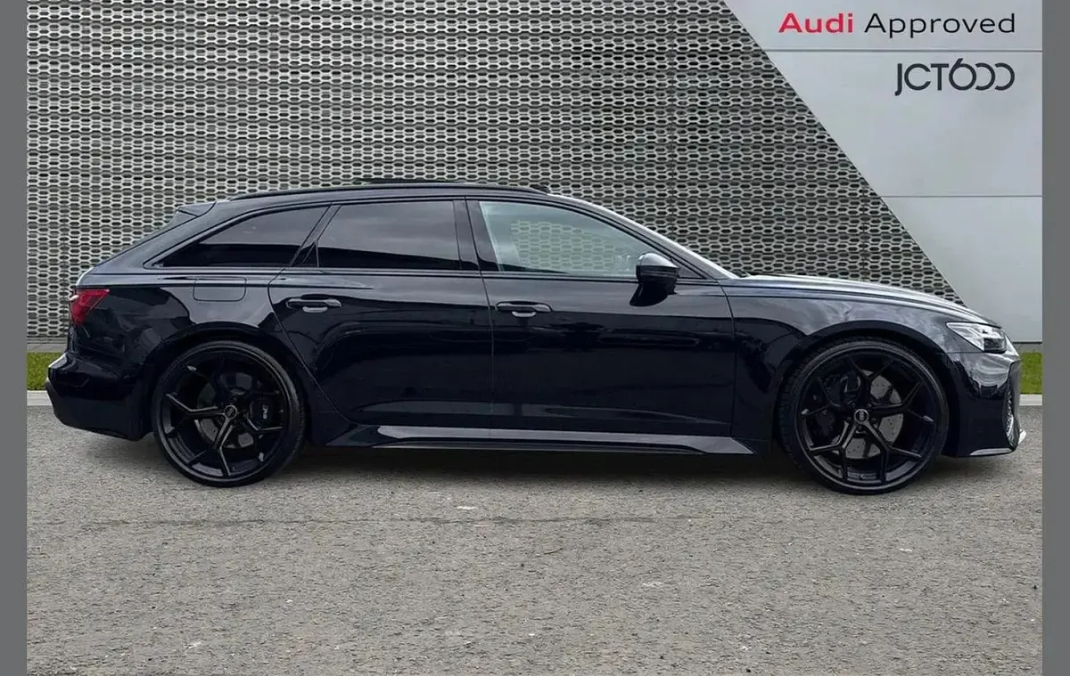 Used Audi RS6 Design 621 HP (456 kW) 2023 Black Estate