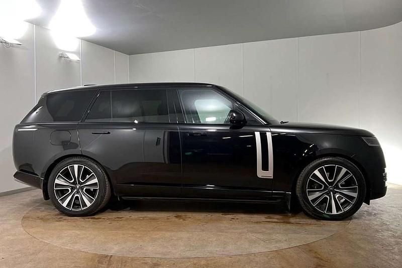 Used Land Rover Range Rover Autobiography 453 HP (333 kW) 2024 Black SUV