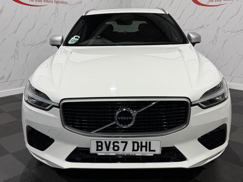 Used Volvo XC60 R-Design 190 HP (139 kW) 2017 White SUV