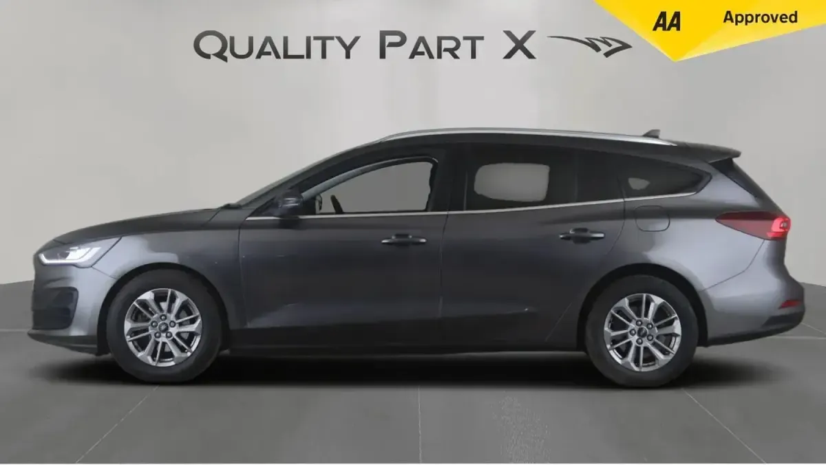 Used Ford Focus Titanium 100 HP (73 kW) 2022 Grey Estate