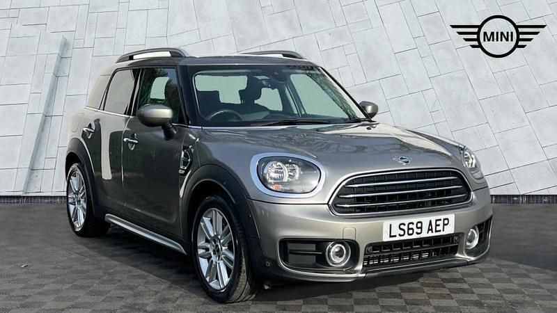 Used Mini Cooper Countryman Exclusive 134 HP (98 kW) 2019 Silver SUV