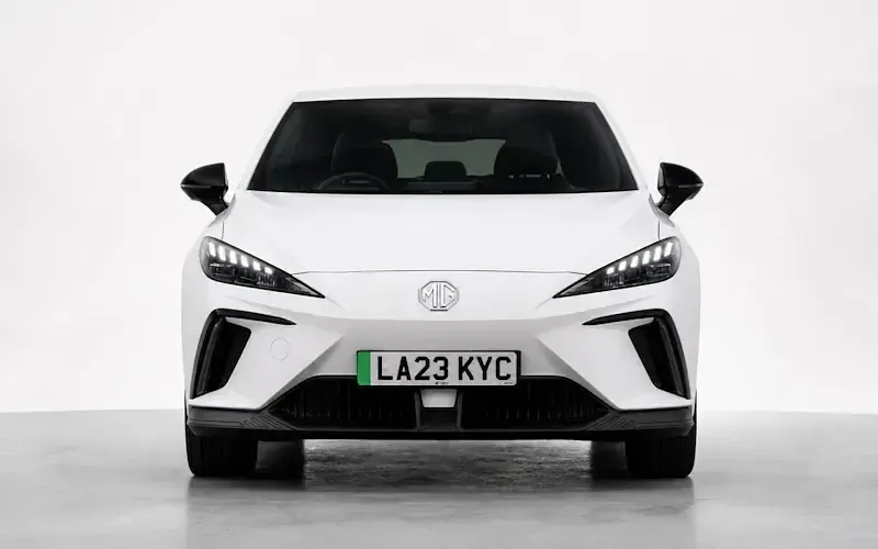 Używany MG MG4 EV SE 150 kW (204 KM) 2024 Hatchback