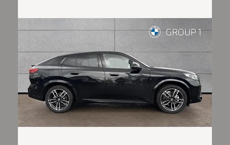 New BMW iX2 M Sport 230 kW (313 HP) 2025 Black SUV