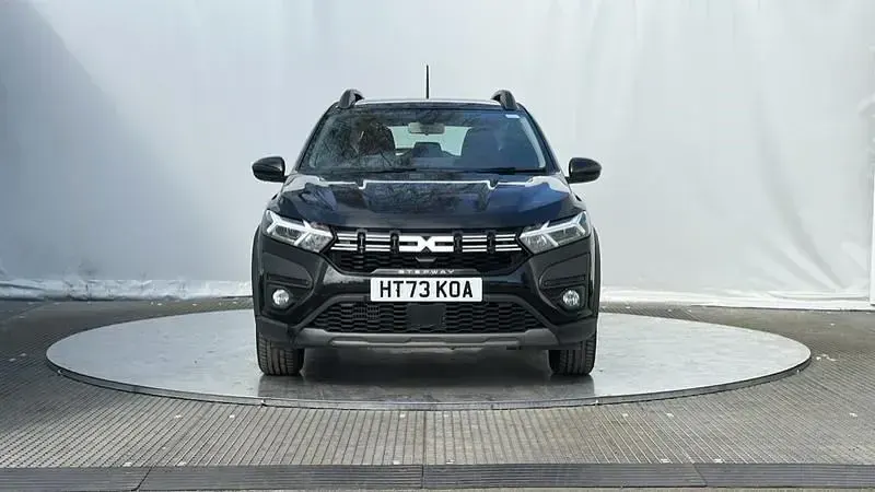 Usado Dacia Sandero Expression 100 HP (73 kW) 2023 Preto Citadino