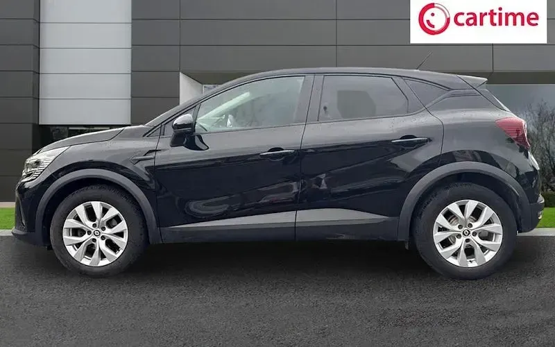 Used Renault Captur Iconic 91 HP (66 kW) 2022 Black SUV