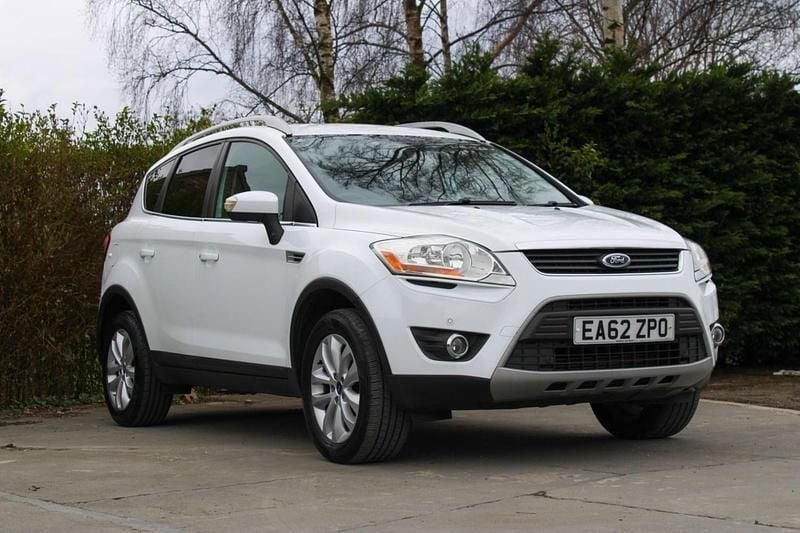 Used Ford Kuga Titanium 163 HP (119 kW) 2012 White SUV