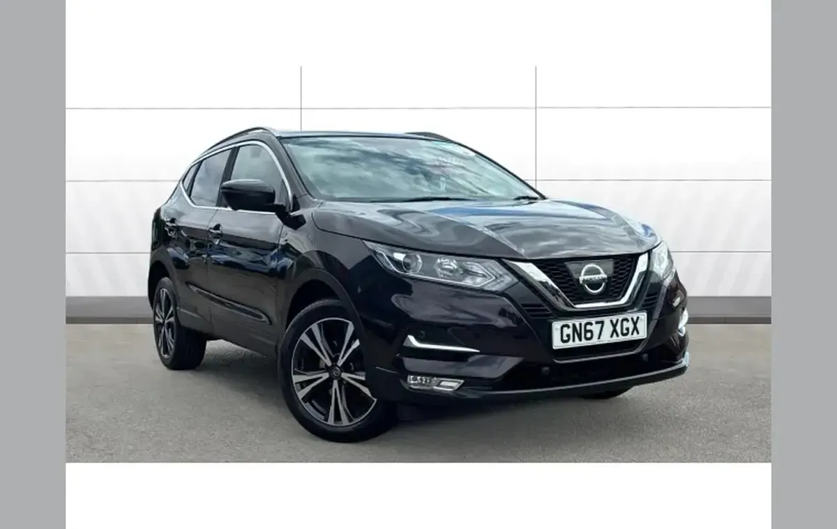 Used Nissan Qashqai N-Connecta 110 HP (80 kW) 2017 SUV