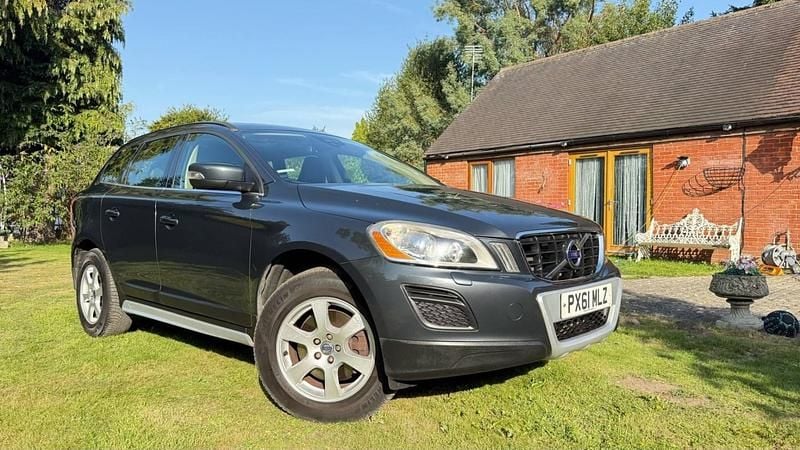 Grey Used 2011 Volvo XC60 SE SUV | £6,995 (Fair price) - Image 1/4