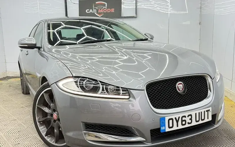 Second-hand Jaguar XF Portfolio 200 CP (147 kW) 2015 Berlinǎ