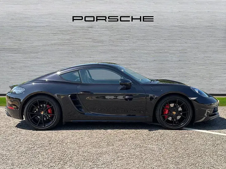 Used Porsche 718 360 HP (264 kW) 2019 Jet black Coupe