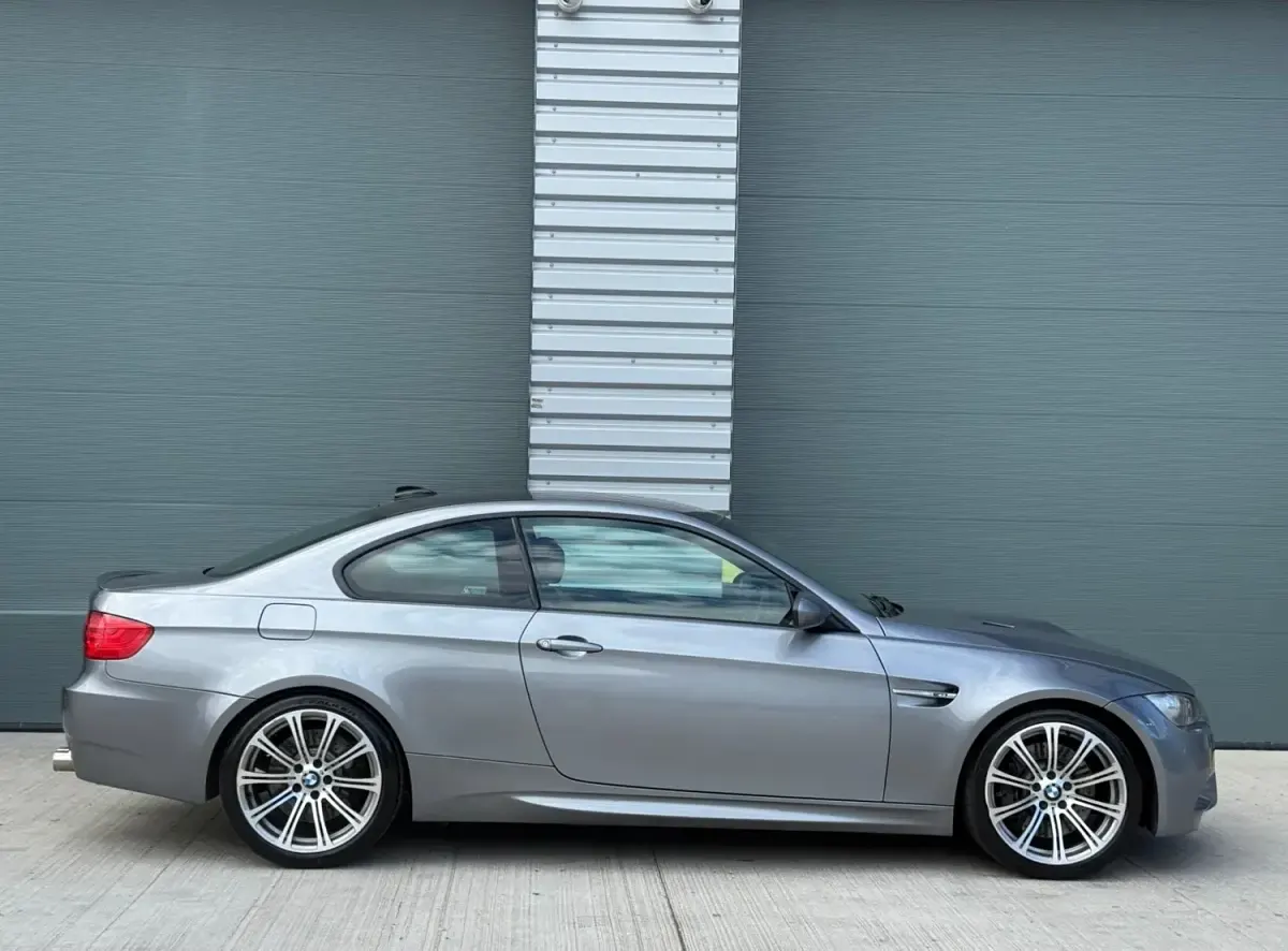 Usado BMW M3 420 HP (308 kW) 2013 Cinzento Coupé
