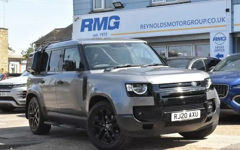 Used Land Rover Defender S 200 HP (147 kW) 2020 SUV