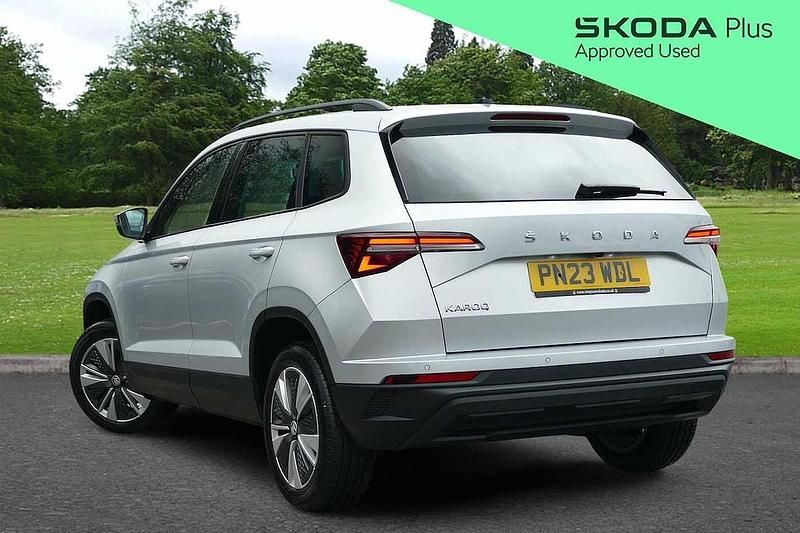 Used Skoda Karoq SE Drive 147 HP (108 kW) 2023 Brilliant silver metallic SUV