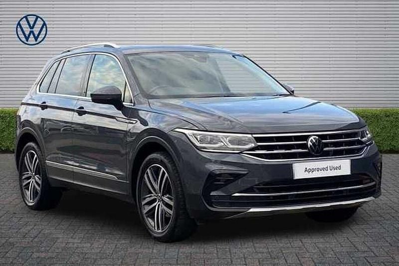Used VW Tiguan Elegance 150 HP (110 kW) 2023 Dolphin grey SUV