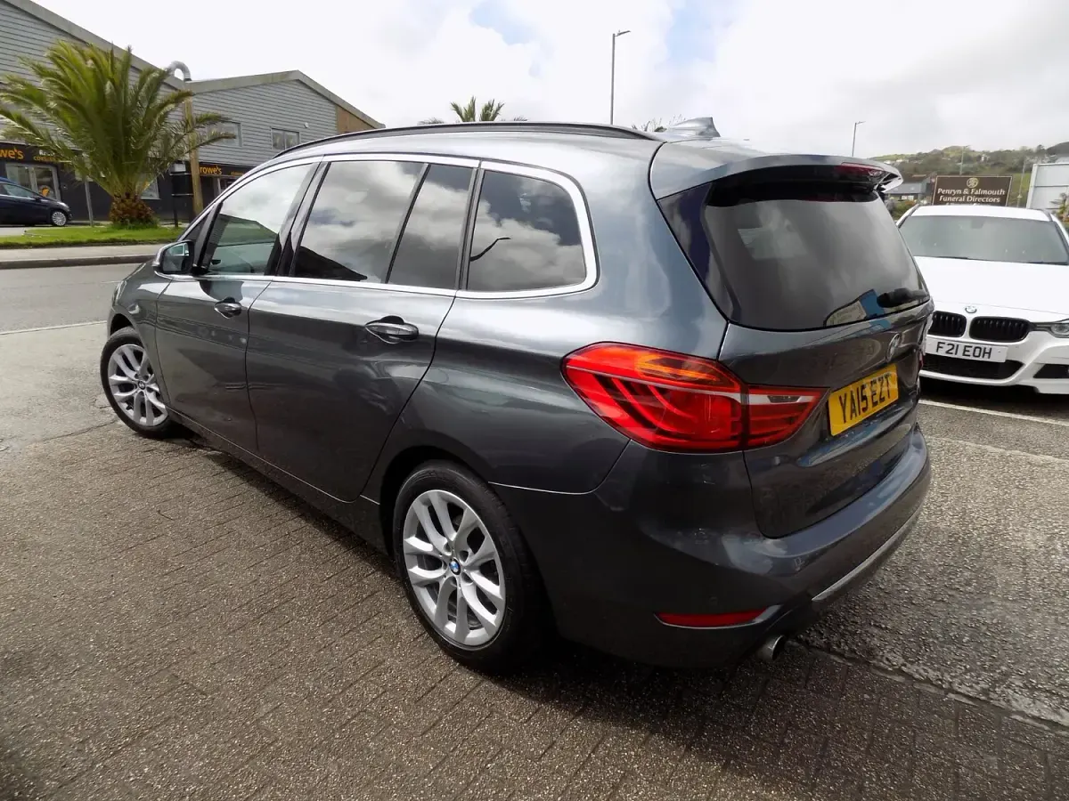 Used BMW 218 Luxury Line 2015 Grey Estate