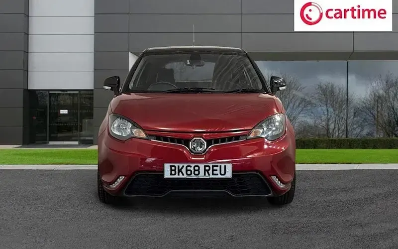 Used MG MG3 106 HP (77 kW) 2018 Red Hatchback
