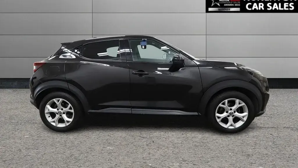 Used Nissan Juke N-Connecta 117 HP (86 kW) 2020 Black SUV