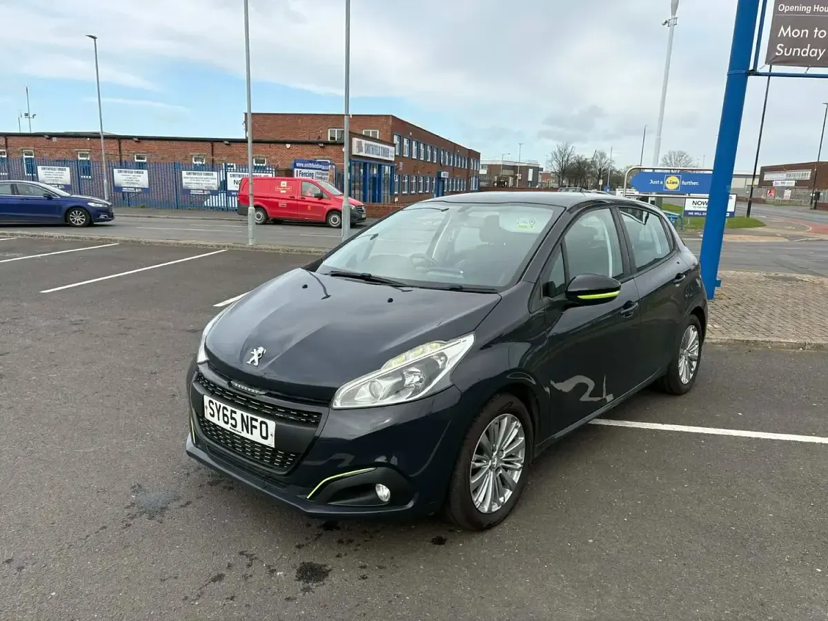 Used Peugeot 208 Active 2015 Grey Hatchback