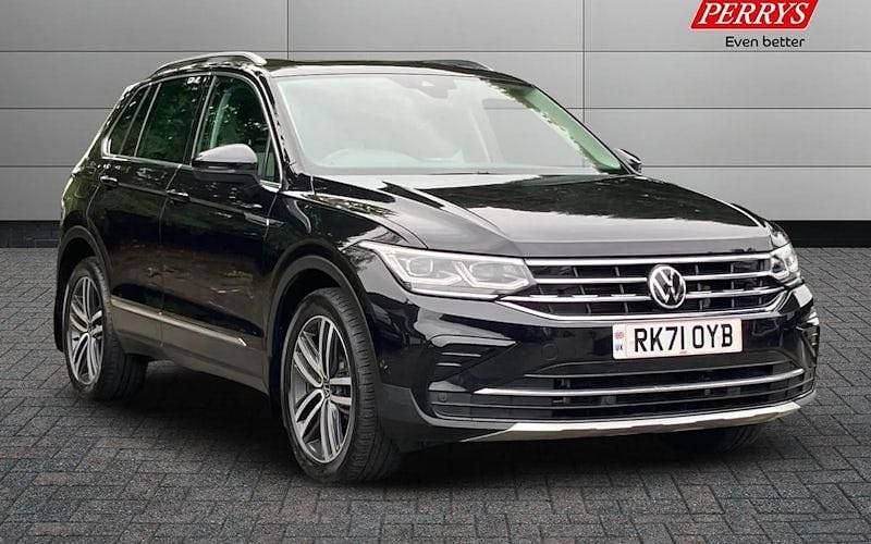 Used 2023 VW Tiguan Elegance SUV | £22,501 (Good price) - Image 1/4