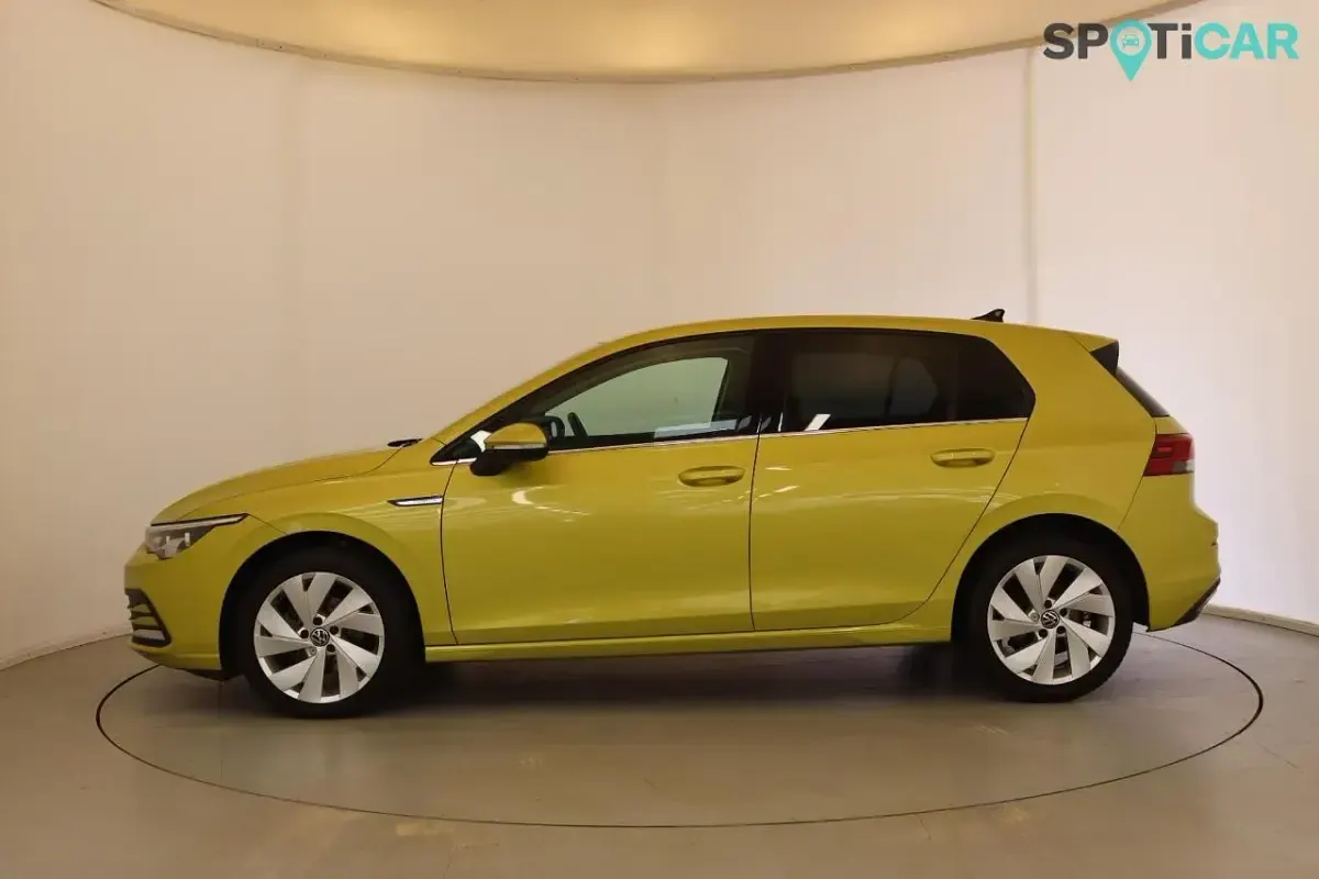 Used VW Golf VIII Style 148 HP (108 kW) 2020 Yellow Hatchback