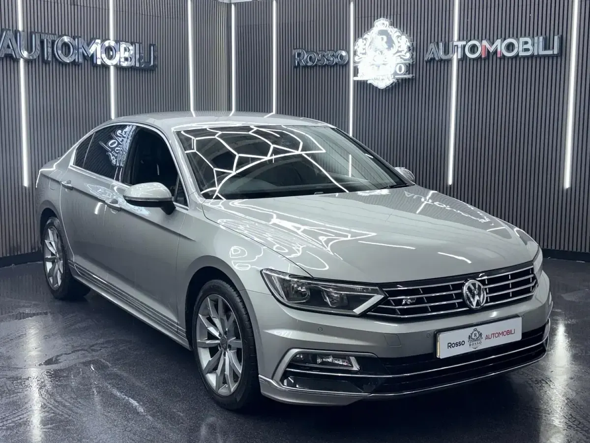 Used VW Passat R-line 2015 Silver Sedan