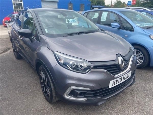 Grey Used 2019 Renault Captur Iconic SUV | £7,690 (Fair price) - Image 1/1