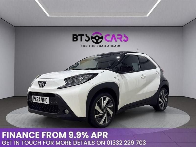 Used Toyota Aygo X 72 HP (52 kW) 2024 White SUV