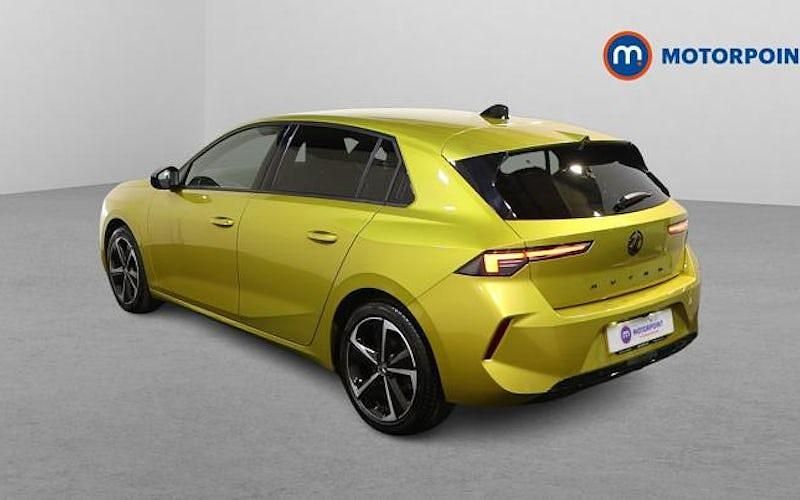 Used Vauxhall Astra 131 HP (96 kW) 2025 Hatchback