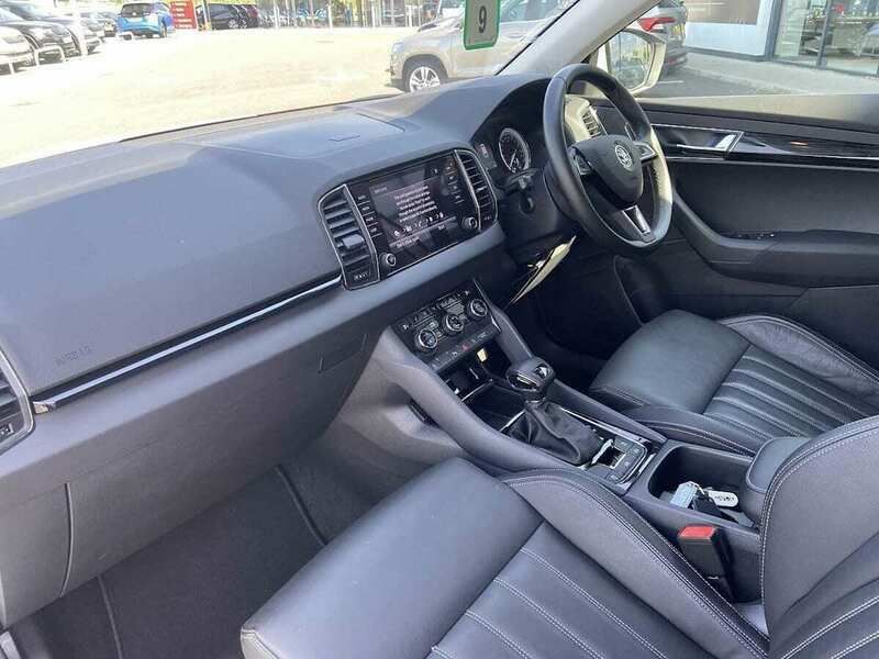 Used Skoda Karoq SE 150 HP (110 kW) 2020 White SUV