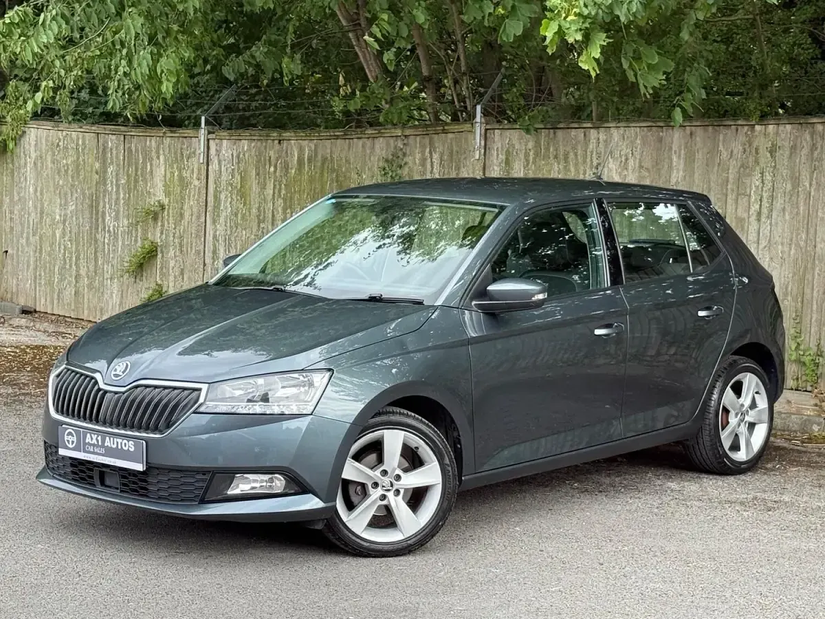 Used Skoda Fabia SE L 75 HP (55 kW) 2018 Grey Hatchback